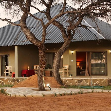 Africa Awaits Lodge & Safaris Gobabis Exterior foto